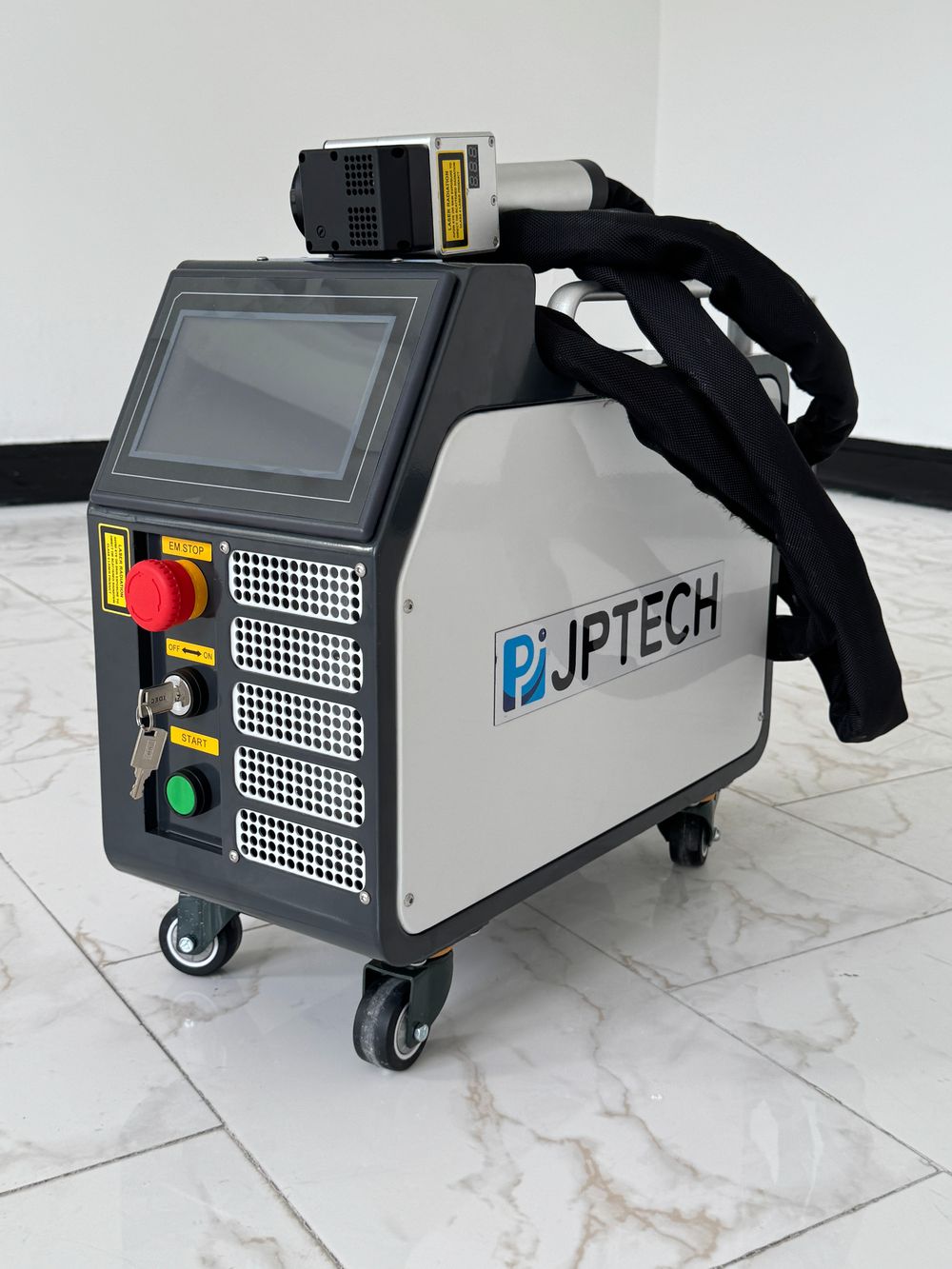 Portable Laser Rust Removal - Tragbare Luftgekühlte Rostentferner-Lasermaschine Puls-Faserlaser-Reinigungsgerät für Metalloberflächen