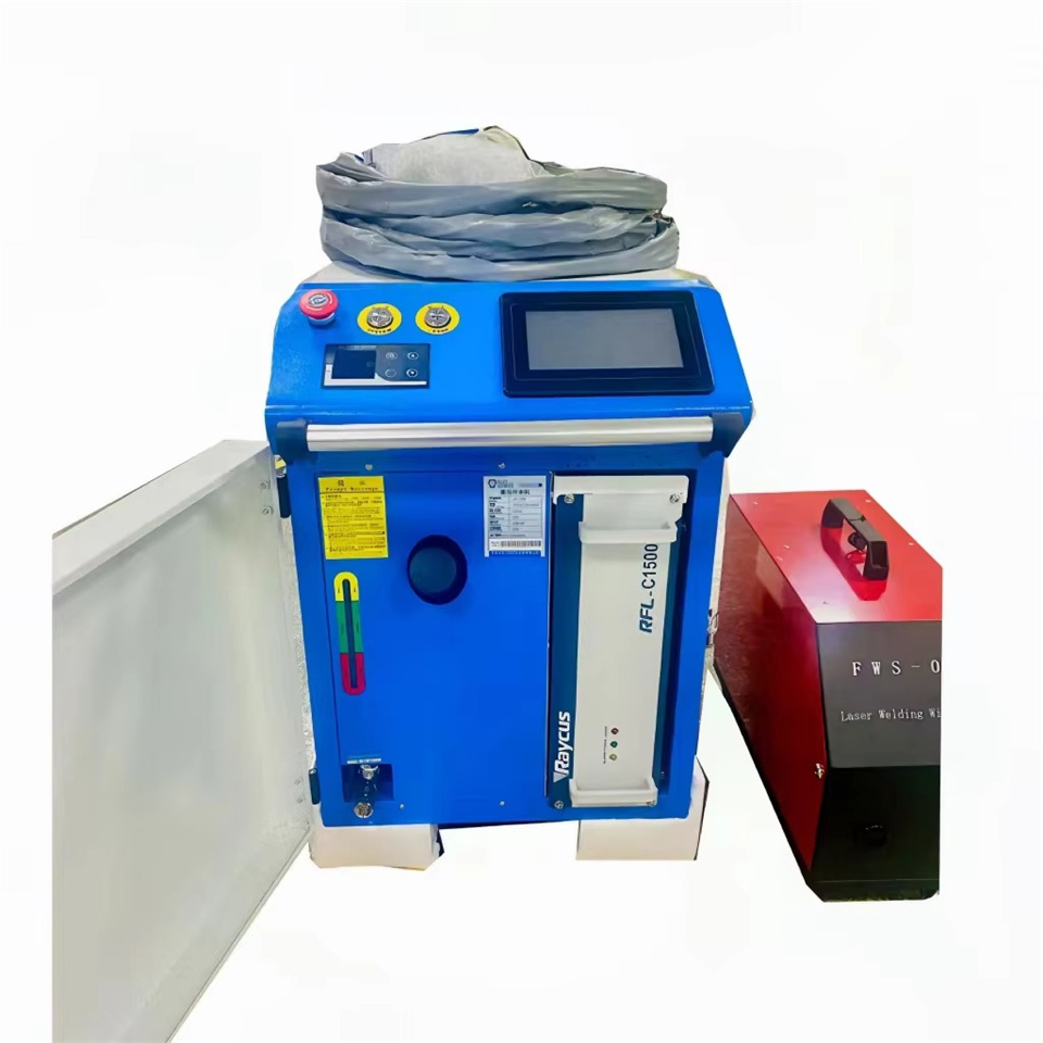 Industrial Handheld Laser Welding Machine - 3-in-1 Handgehaltene Laserschweißmaschine mit Rostentfernung Neuzustand