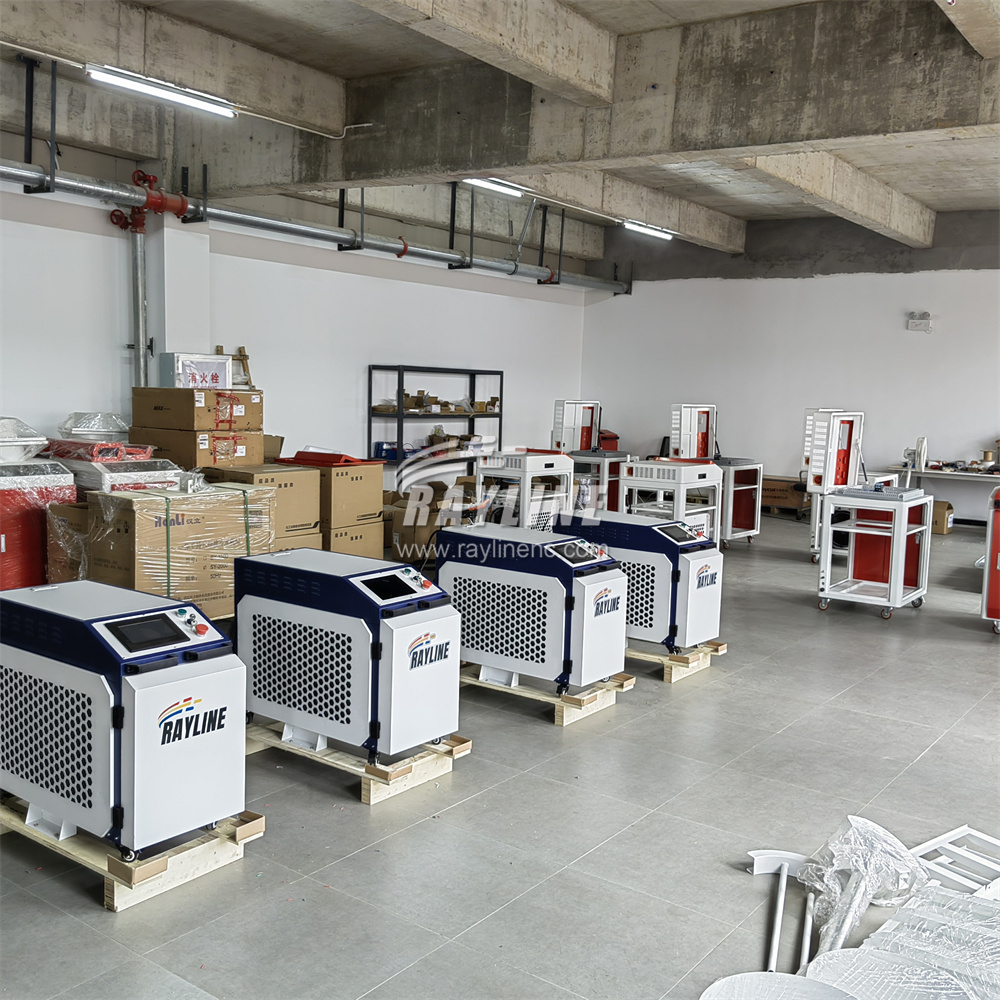 Industrial Handheld Laser Welding Machine - Handgehaltene Laserschweißmaschine Tragbarer Faserlaser-Schweißer für Metall